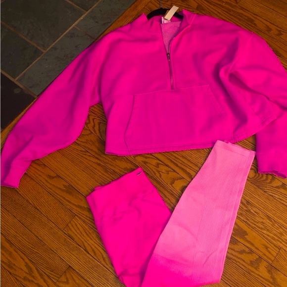 💕💝Love Pink Ombré Outfit Set ONE NWT one NWOT - Picture 2 of 6